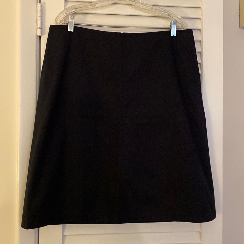 BR A-line navy skirt